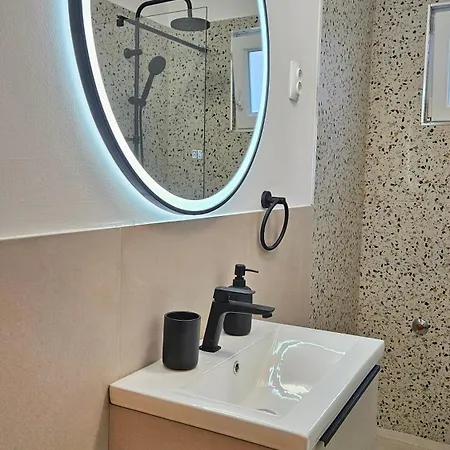 Apartment Maya 2 *