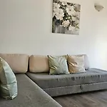 Apartment Maya 2 *