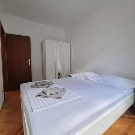 Apartment Maya 2 Marusici (Split-Dalmatia)